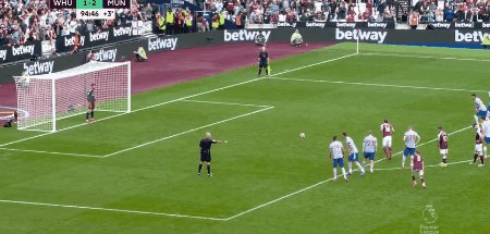 1632068683927018357.gif whu mun 13.gif